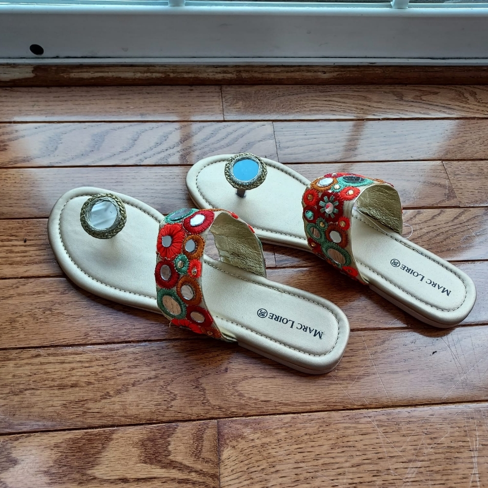 Women flats